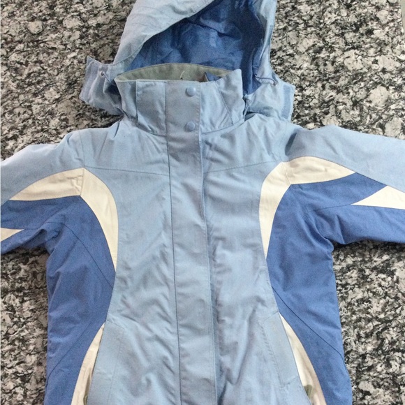 Women’s L.L. Bean 3-in-1 Jacket - Picture 2 of 12